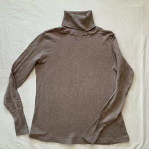 45R Super Gauze Taupe Turtleneck